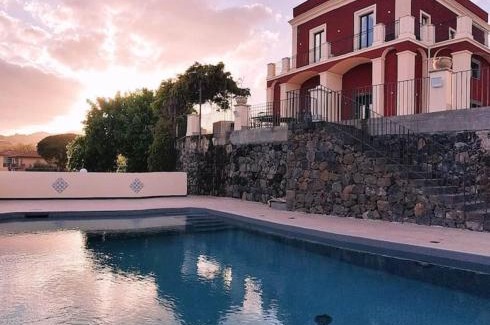 Aci Sant'Antonio Villa | Badimà - Villa con piscina