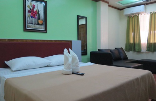 Puerto Galera Resort | BADLADZ Beach & Dive Resort - King Pool Suite