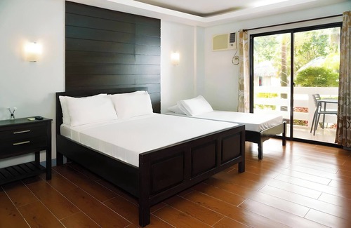 Sanchez-Mira Hotel | Baggak Hotel and Restaurant by SMS Hospitality