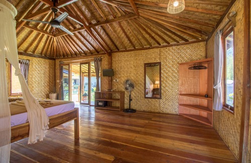 Sekongkang Bed & Breakfast | Baha Baha Villas