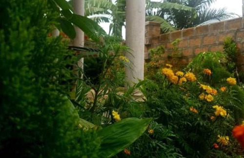 Kampala House | Baileys Suites and Guest Rooms