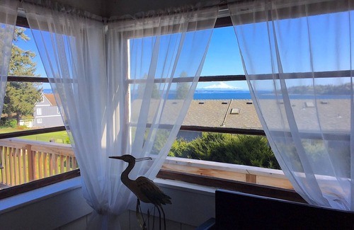 Rollingbay Cottage | Bainbridge Cottage near the Beach