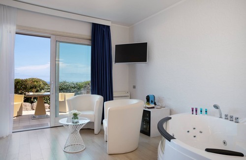 Lu Bagnu Hotel | Bajaloglia Resort