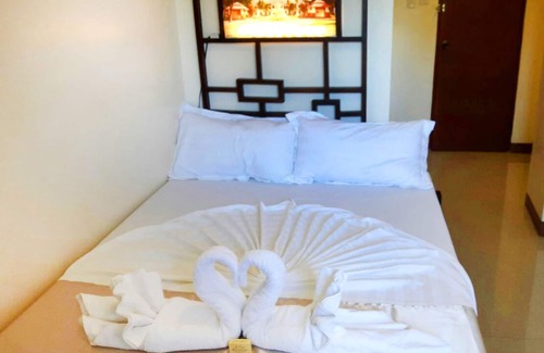 Laoag Hotel | Bakasyunan Inn Laoag