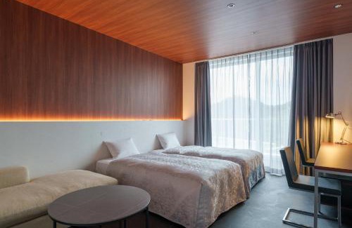 Tsubaki Onsen Apartment | Bakery Hotel SHIRAHAMA ベーカリーホテル シラハマ