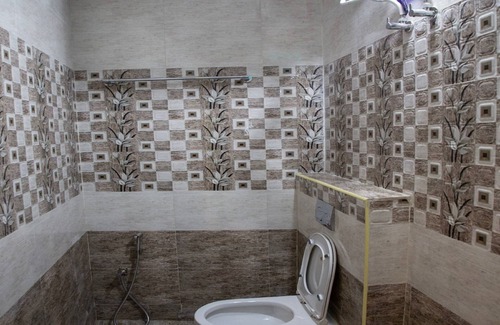 Kalapettai Hotel | Bala Residency