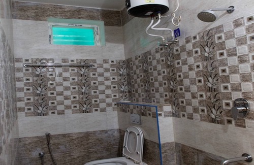 Kalapettai Hotel | Bala Residency
