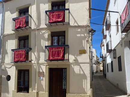 Ubeda House | Balcones con Encanto - vistas al conjunto monumental Patrimonio de la Humanidad