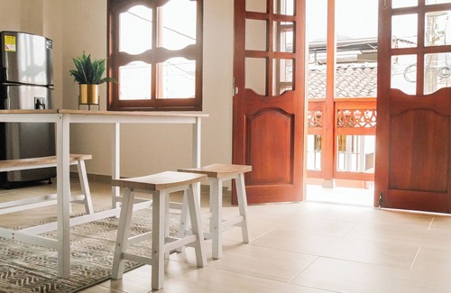 Jardin Apartment | Balcony overlooking the church