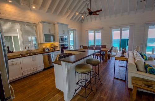 Great Guana Cay Villa | Bali Style Luxury Beach Front Pool Home with Amazing Views. 5 BR, 5.5 baths