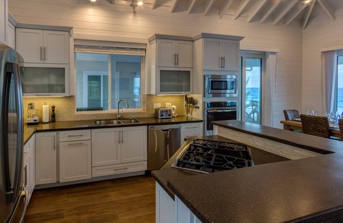 Great Guana Cay Villa | Bali Style Luxury Beach Front Pool Home with Amazing Views. 5 BR, 5.5 baths