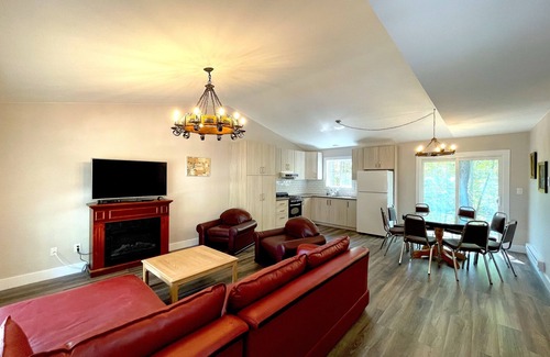 Washago Cottage | "Balmoral" Cottage