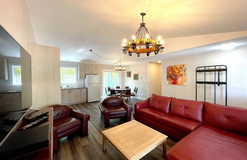 Washago Cottage | "Balmoral" Cottage