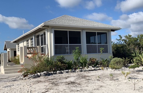 Bambarra House | Bambarra Sands Cottage: Private beach house on Bambarra Beach, Middle Caicos