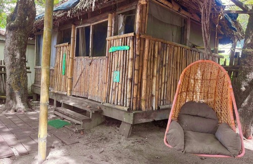 Garza Cabin | Bamboo Beach Bungalow