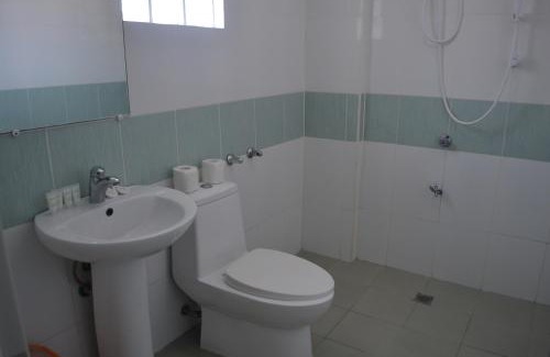 Boracay Island Resort | Bamboo Beach Resort & Restaurant