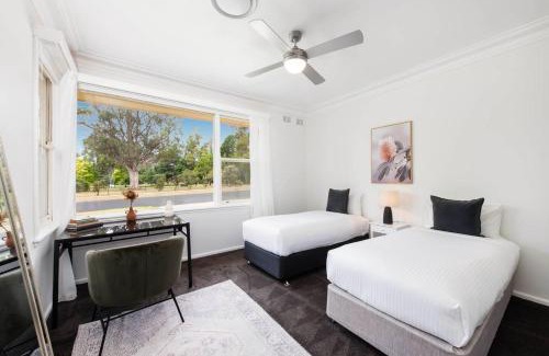 Central Mudgee House | Bancroft House on Scenic Mudgee Golf Course