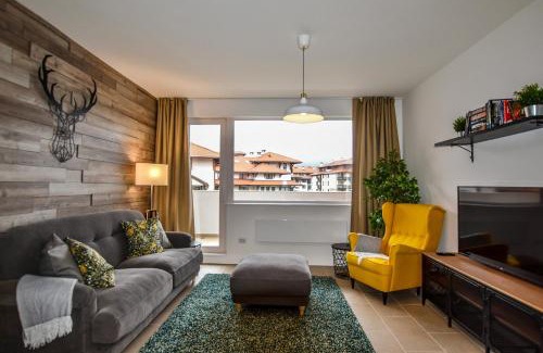 Shiligarnika Apartment | Bansko Royal Towers Apartments - Gondola View