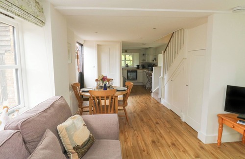 Honiton Cottage | Bantam Cottage