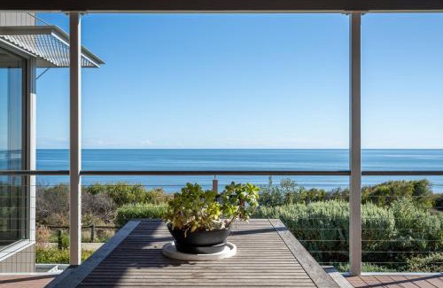 Peppermint Grove Beach House | Banyandah I Private Properties