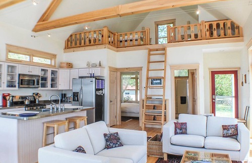 Steuben Cabin | BAR ISLAND COTTAGE - Town of Milbridge