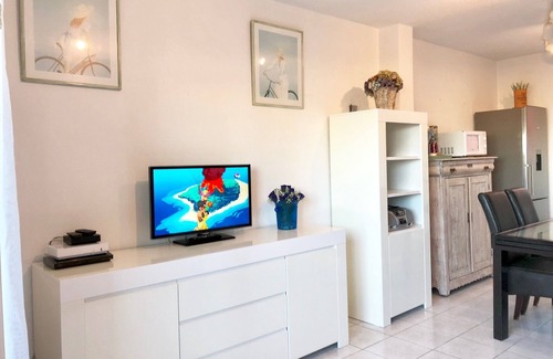 Le Barcares House | BARCARESA-VILLA SEA VIEW DIRECT ACCESS BEACH-POOL