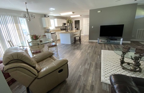 Tryon House | Bargain housing Minutes from Tryon International Equestrian Center