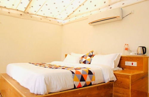 Jaisalmer Hotel | Barkha Desert Safari Camp Sam Sand Dunes