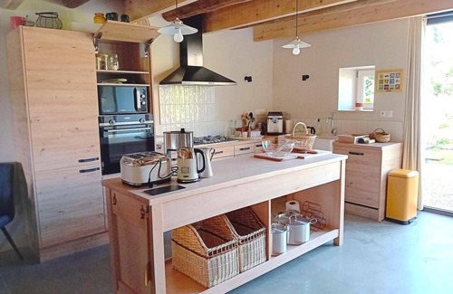 Bulson House | BARLEY GRAIN AND DOGWOOD