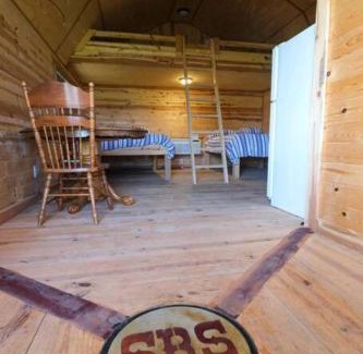 Minden House | Barn 2 Yellow Rose Canyon