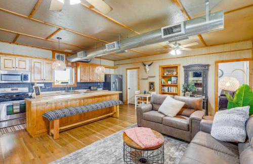 McGregor House | Barndominium McGregor Vacation Rental on 5 Acres