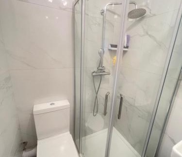 Hillingdon House | Barnhill Road