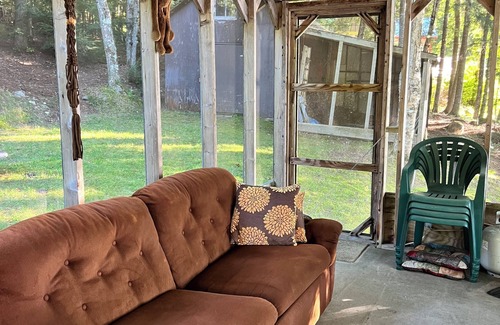 Crawford Cottage | Barrows Lake Family-friendly cottage