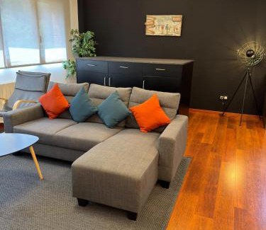 Arinsal Apartment | Barthe Holidays I Apartamento moderno en Arinsal 4PAX I Confort, Vistas, Parking, Pet friendly I Pic Negre