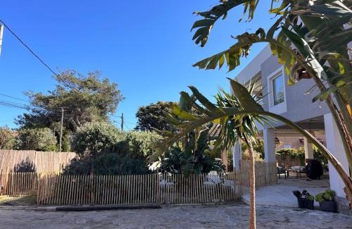 Giens House | Bas de villa la sablhyeres- 300m Plage de la Capte - 2 hébergements disponibles