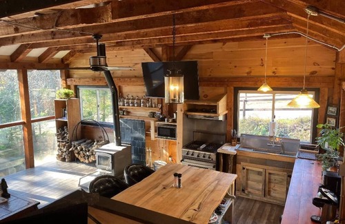 St. Johnsbury RV Rental | Base Camp Glamping @ Brook Ridge
