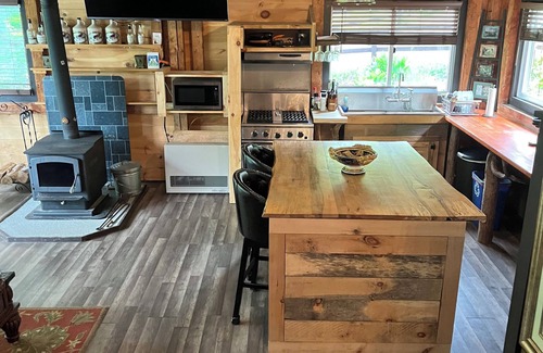 St. Johnsbury RV Rental | Base Camp Glamping @ Brook Ridge