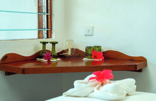 Mafia Island Cabin | Basecamp Mafía Island