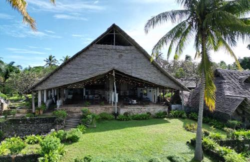 Mafia Island Hotel | Basecamp Mafía Island