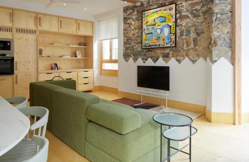 Gros Apartment | Baso Enea by FeelFree Rentals