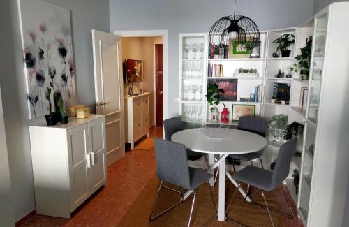 El Puerto de Santa Maria Apartment | BASTINAZO ALOHADREAM - PREMIUM - La mejor ubicación con Aire Acondicionado, Insonorización, Terraza y Equipamiento en El Puerto de Santa María - Grupo de solo menores de 25 no aceptados salvo fianza adicional