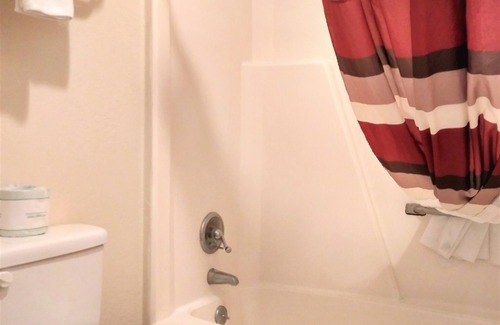 Bastrop Hotel | Bastrop Inn