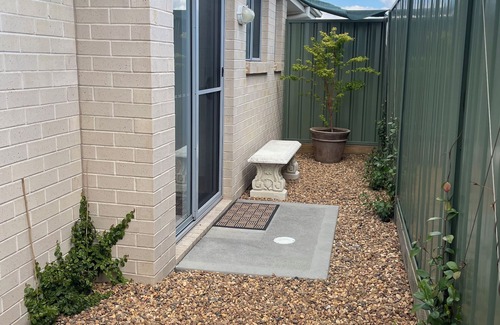 Eglinton House | BATHURST GUEST SUITE