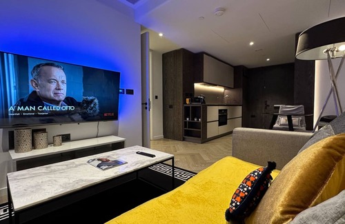 Queenstown Apartment | Battersea Power Station Master