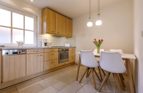 Rees House | Bauerncafé & Pension Drostenhof