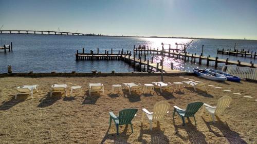 Beach Haven West House | Bay Front Home - Watch the sun rise over LBI. Pier for Boat/Swim/SUP/Kayak/Crab