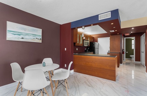 Bay Harbor Islands Apartment | Bay Harbor Sunset Apt 2A