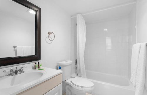 Bay Harbor Islands Apartment | Bay Harbor Sunset Apt 2B