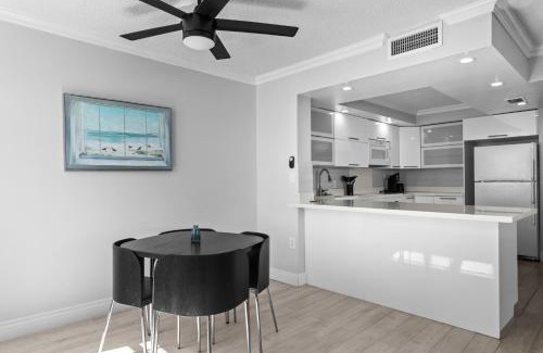 Bay Harbor Islands Apartment | Bay Harbor Sunset Apt 5A