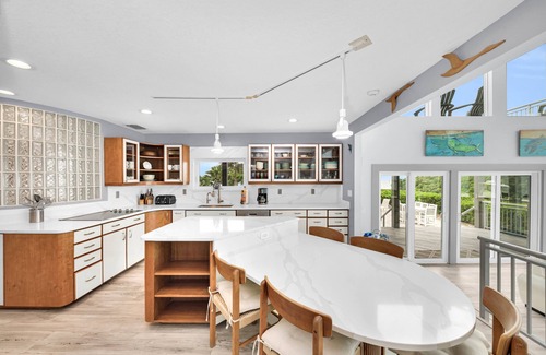 Bayshore Gardens House | Bay House Retreat managed by Beach Retreats FL Anna Maria Island